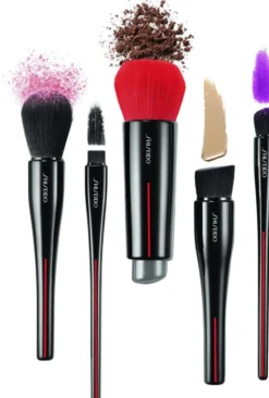 Nanamefude Multi Eye Brush