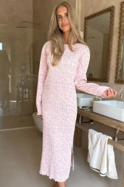 OdaIC Dress