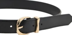 Oval buckle belt