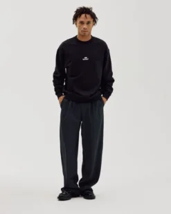 Oversized Crewneck Logo