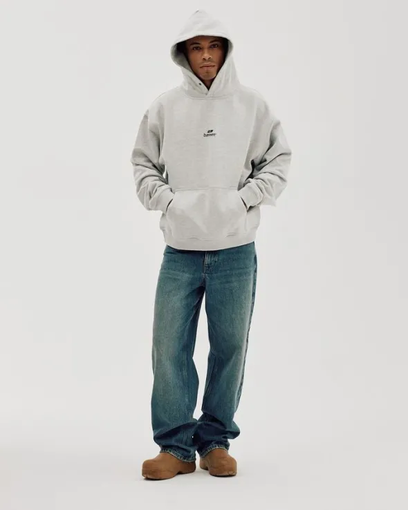 Oversized Hoodie Logo