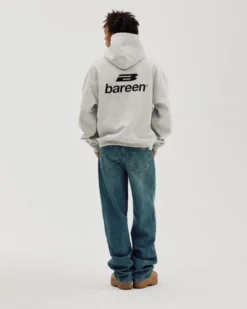 Oversized Hoodie Logo