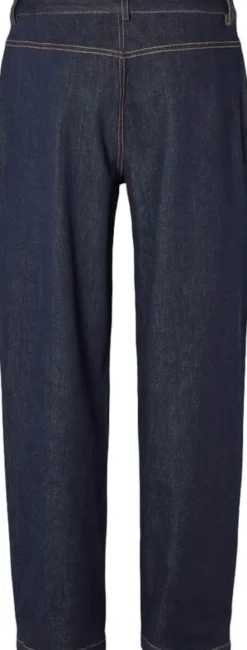 1008PBOAnera jeans