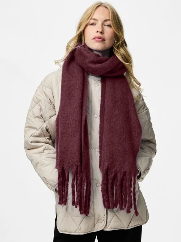 PCNIKITA LONG SCARF NOOS BC