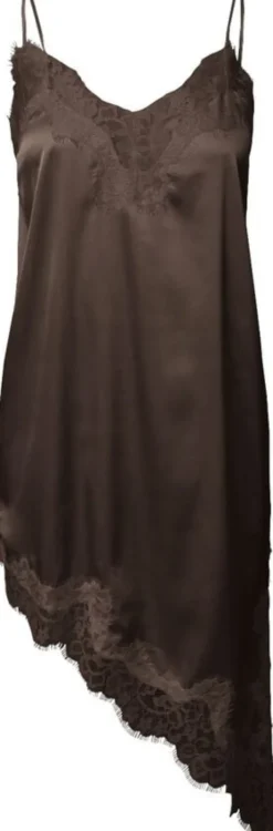 PCNOMI SL SATIN LACE DRESS WVN