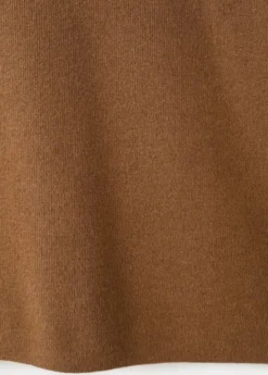 Perkins-neck sweater with button