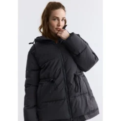 Puffer Jacket SHELTER
