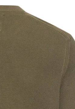 Pullovers