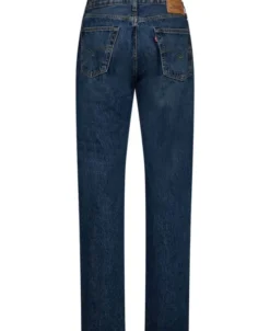 555� Relaxed Straight Jeans