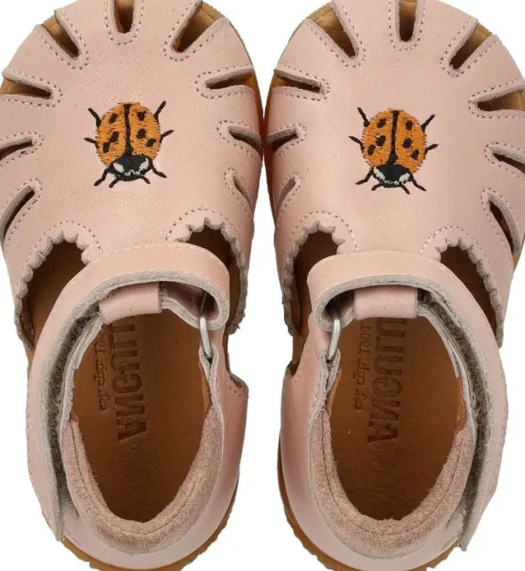 Sandal med broderi