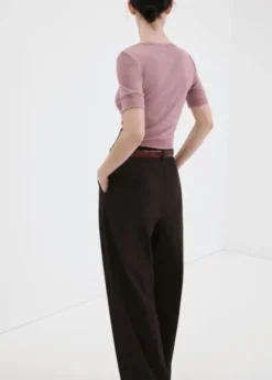 Short-sleeved fitted t-shirt