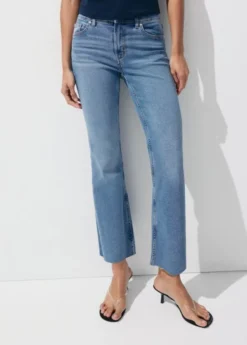 Sienna flared cropped jeans