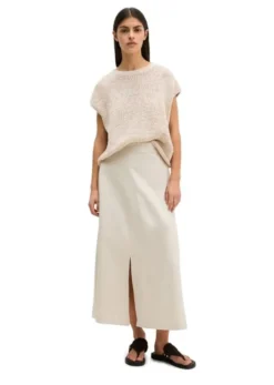 Skirt, casual A-line style, midi le