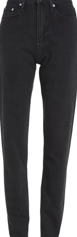 Slim straight jeans