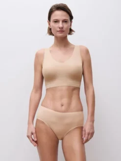 SoftStretch Padded Top