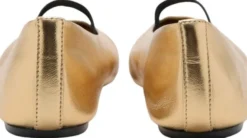 Strap leather shoes