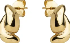 Studs, Tova