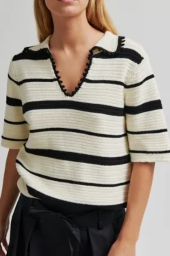 Susi Knit Collar