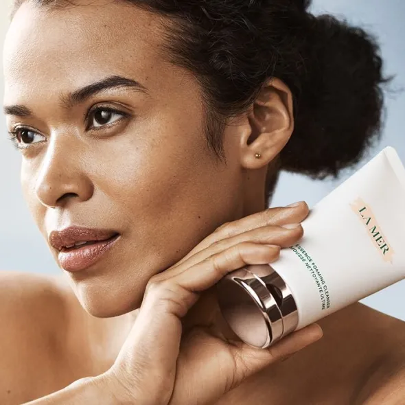 The Essence Foaming Cleanser Face Wash