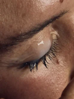 The Eye Makeup Remover