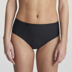 Tom full briefs