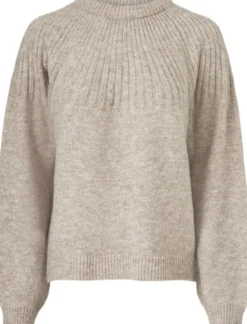 Truce o-neck