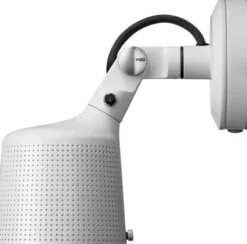 Väggfäste för vägglampa