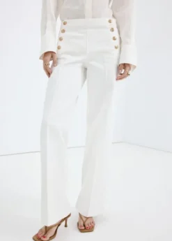 Wide-leg jeans with side buttons