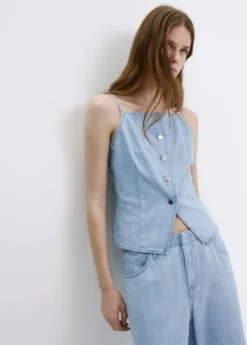 Wide leg mid-rise jeans