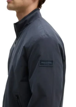 Woven Outdoor Jackets