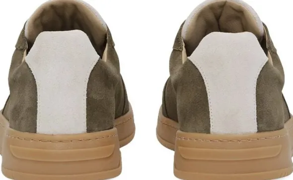 Wynn Sneaker